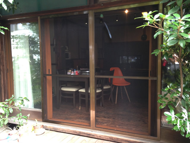 木製窓への網戸新設工事　施工事例　名古屋市千種区